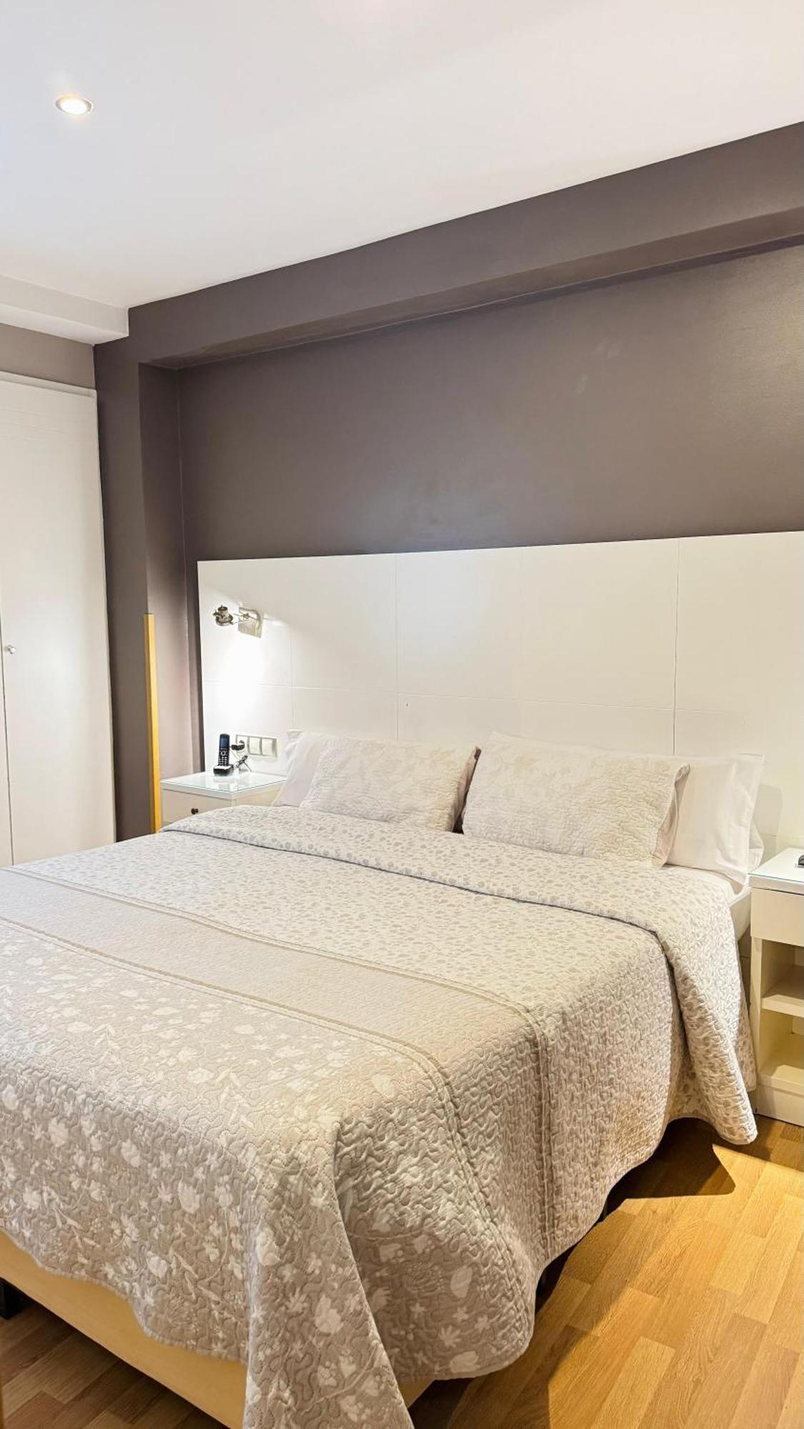 Hotel El Acebo ฮากา ภายนอก รูปภาพ